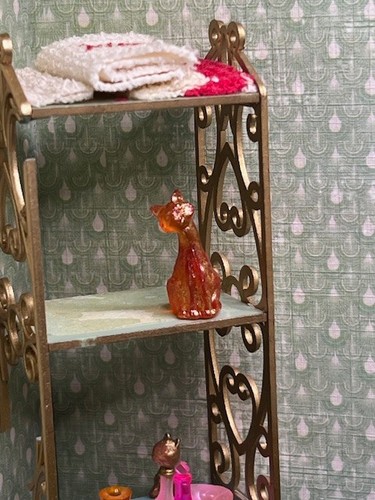1:12 Puppenhaus Miniatur Fenton Iridescent Alley Katze Replik - Bild 11 von 13