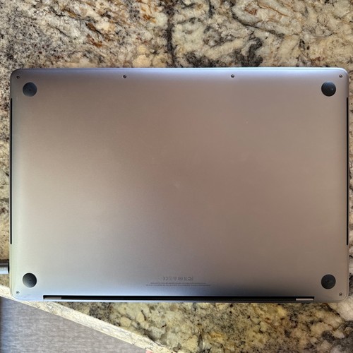 MacBook Pro 2017, Retina, Touch Bar, 2.9GHz Intel Core i7 (Great Condition) - Afbeelding 5 van 12