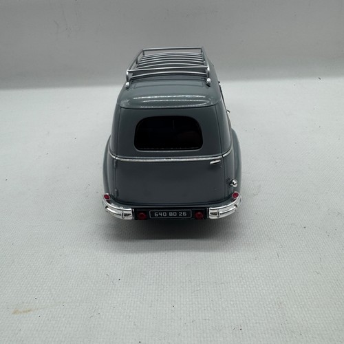 Peugeot 203 Model Car Gray - Solido - Scale 1:18 - Picture 3 of 6