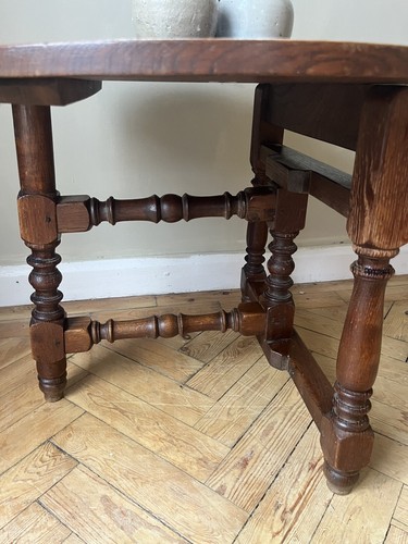 French Vintage Folding Gateleg Coffee/ Side Table - Picture 3 of 13