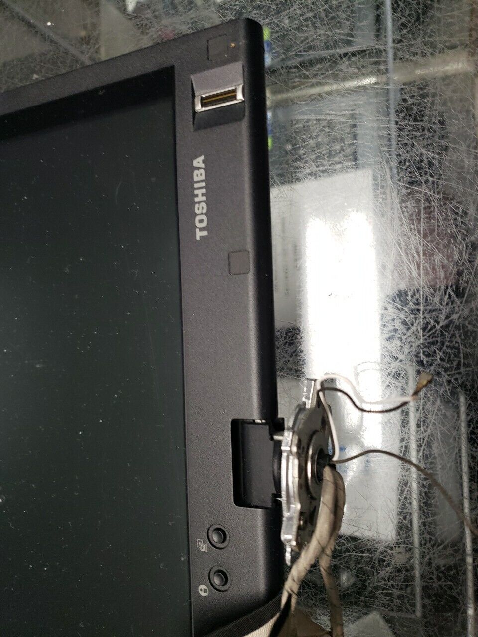 Picture 2 of 8