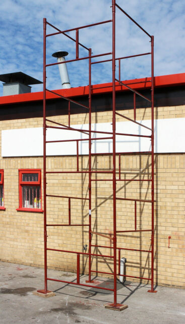 A Brand New DIY British Steel Scaffold Tower 4'3x4'3x18'wh A Brand New DIY British Steel Scaffold Tower 4'3x4'3x18'wh