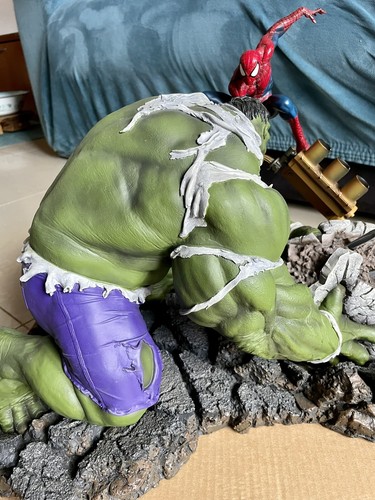 Sideshow Hulk vs Spiderman Diorama Exclusive Marvel Rare Only 500 Worldwide - Imagen 16 de 24