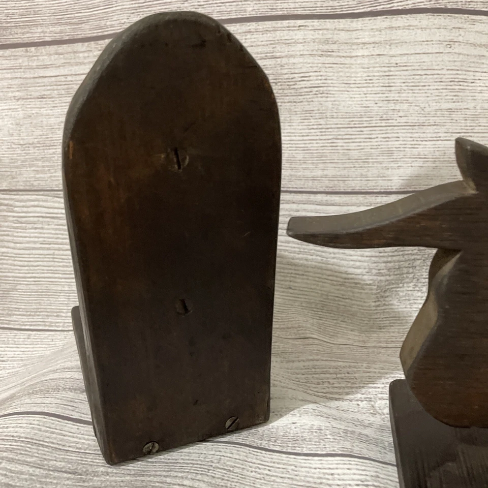 BOOKENDS - " WALL STREET"  BULL AND BEAR BOOKENDS - BOOK ENDS - BRASS & WOOD - Image 3 of 3