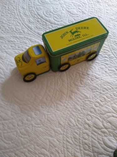 John Deere Tin Delivery Truck Working Wheels 2 Openings Vintage lot of 3 - Picture 2 of 5