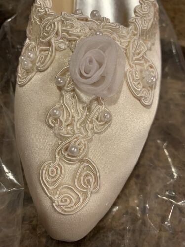 VTG Victoria's Secret Ivory Satin Beaded Bridal Boudoir Heels Womens Size M READ - Picture 8 of 21