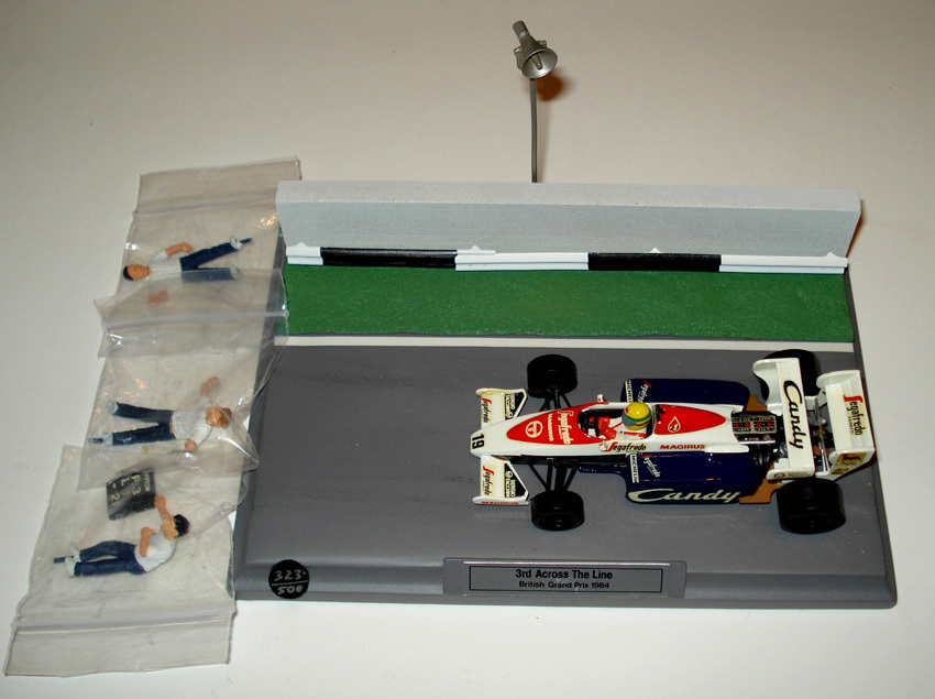 TOLEMAN TG 84 - DIORAMA Senna British GP'84 - 1 43 SMTS Factory built n°323 500 increíbles descuentos TOLEMAN TG 84 - DIORAMA Senna Senna Senna British GP'84 - 1 43 SMTS Factory built n°323 500 venta de ofertas
