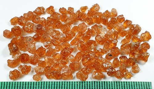 48 Carats Beautiful Natural Color Spessartite Garnet Crystals Type and Rough  - Picture 1 of 4