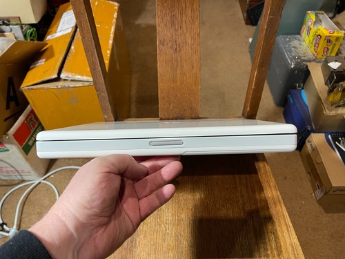 Apple Mac iBook G4 A1055 PowerBook6,3 1GHz CPU, 384MB RAM, 60GB HDD - 第 8/20 張圖片