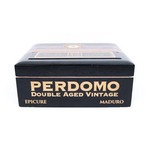 Caja de cigarros de madera vacía doble envejecimiento Perdomo Epicure Maduro 8" x 7" x 3,25" - Imagen 5 de 12