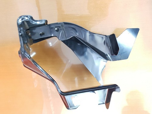 Ssangyong Genuine Fender Bracket Left for REXTON 01~05 #5731408000 - Picture 3 of 3