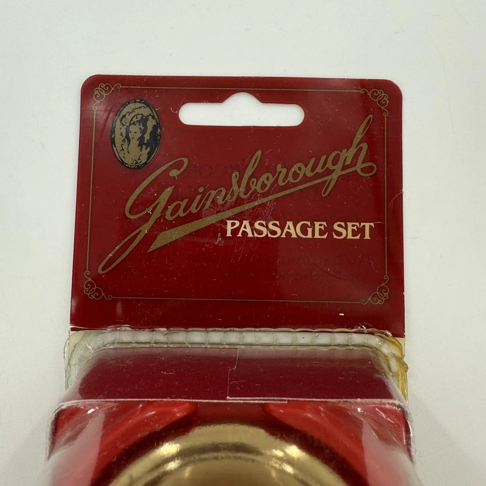 Juego de perillas de puerta Gainsborough interior blanco cerámica latón 30SFHHB6G0 par Foto 2 de 4