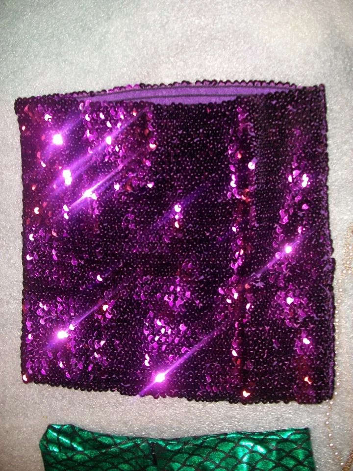 Adult sz S Shiny Green Scales Mermaid Skirt Costume Purple Sequin Top & Jewelry - Image 4 of 4