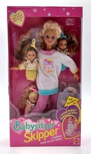 1994 Babysitter Skipper Barbie Puppe mit 3 Babies / Mattel 12071, NrfB