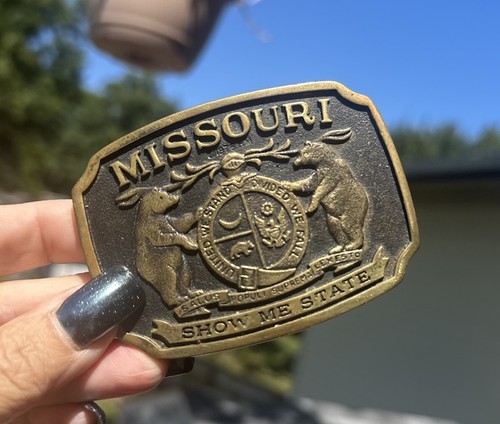 “GREAT SEAL OF THE STATE OF MISSOURI” Solid Brass Belt Buckle 1976 - Picture 2 of 7