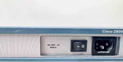 CISCO 2811 2-portowy router 10/100 z 4 modułami - Zdjęcie 3 z 7