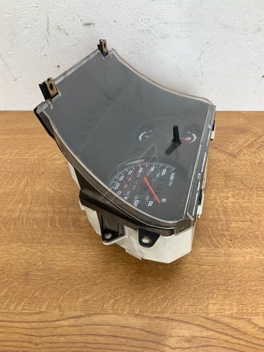 Suzuki Vitara Mk1 1.6 Petrol 88-99 Speedo Speedometer Clocks 34100-60A0 - Picture 4 of 11