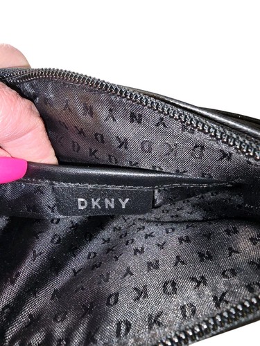 DKNY Cassie Large Faux Leather Tote Black & White 16x12x5.5" & Wallet 8x5x1" EUC - Picture 16 of 20