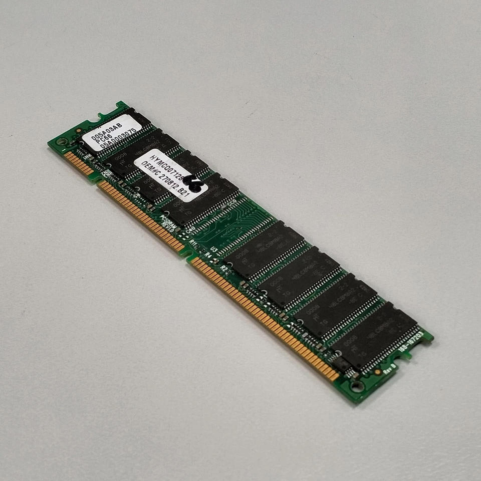 Micron 64MB PC66 66MHz SDRAM Unbuffered non-ECC 168-pin DIMM RAM 48LC8M8A2-8E - Image 4 of 4