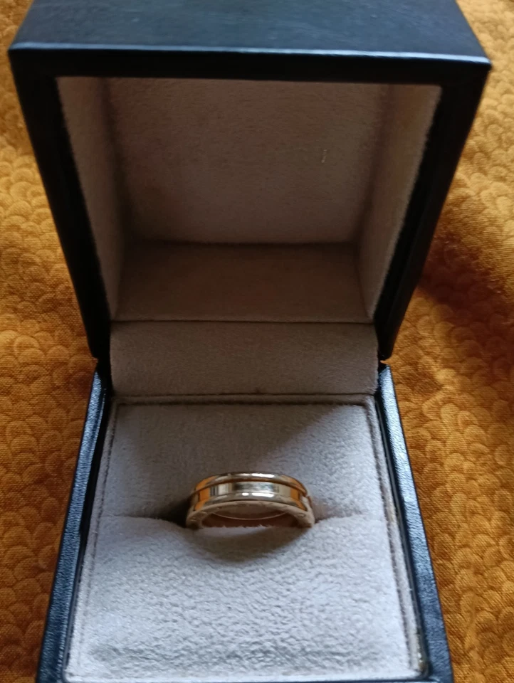 Auténticas joyas de diseñador de oro amarillo de 18 k Bvlgari B cero icónicas en talla 5 EE. UU. Foto 4 de 4