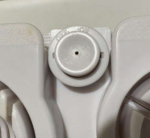 Vintage NORPRO Affettatrice per uova Wedger Piercer con strumento di guarnizione con scatola - Foto 4 di 7