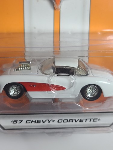 Jada BigTime Muscle Blown 1957 Chevy Corvette White with Red Trim - Picture 9 of 10