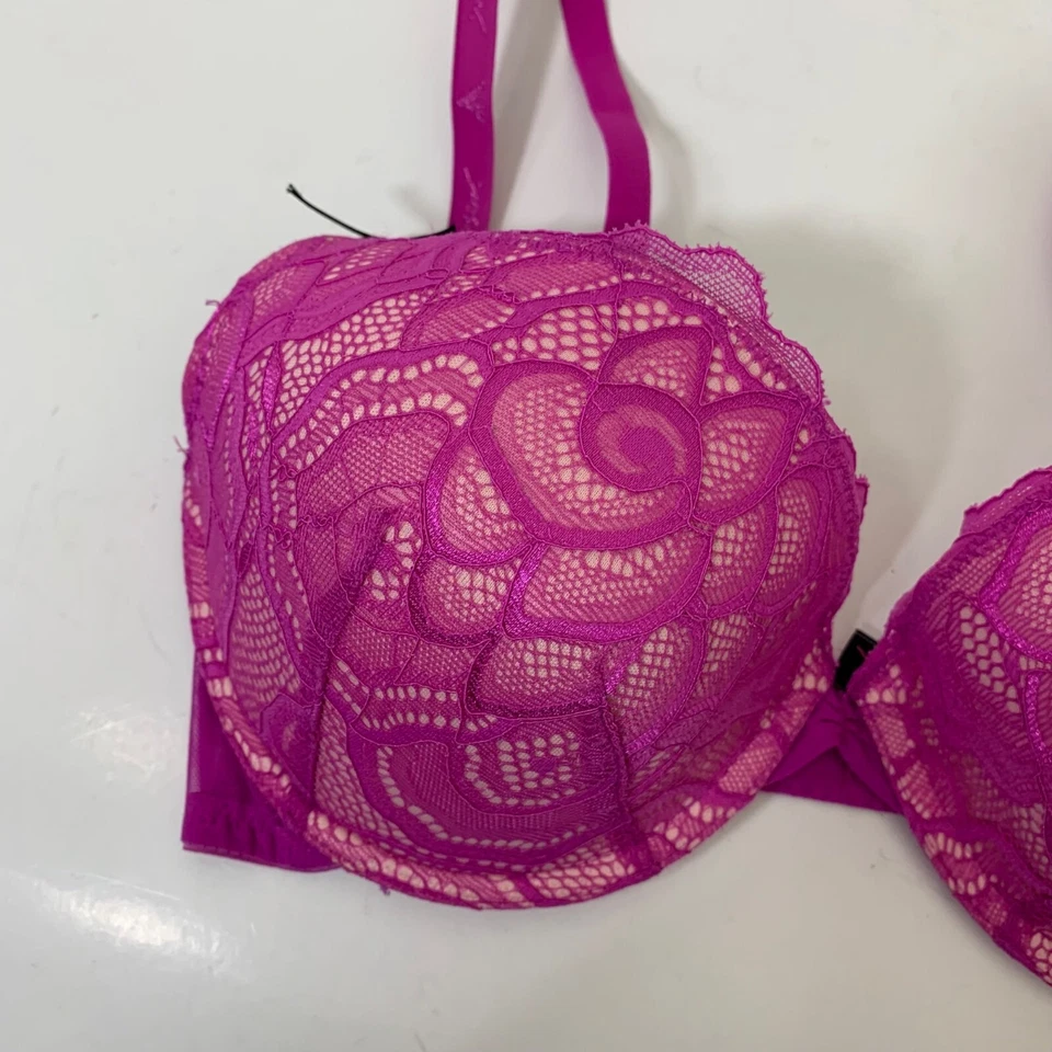Betsey Johnson Pink Lace Push-up Bra - Size 34D - Image 2 of 4