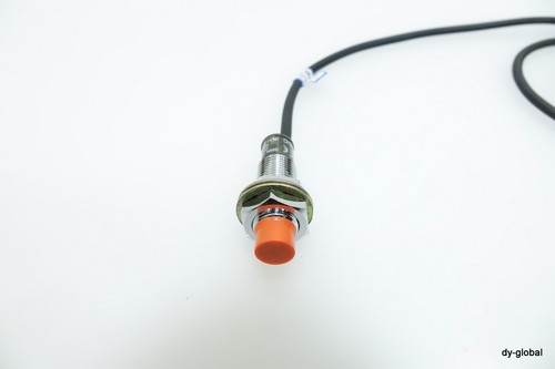 Inductive Proximity Sensor PRT12-4DC Autonics  12mm Round DC12-24V SEN-I-73=2LXX - Picture 11 of 12