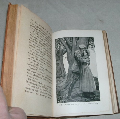 A Servant Of Reality by Phyllis Bottome 1919 First Edition - Picture 7 of 11