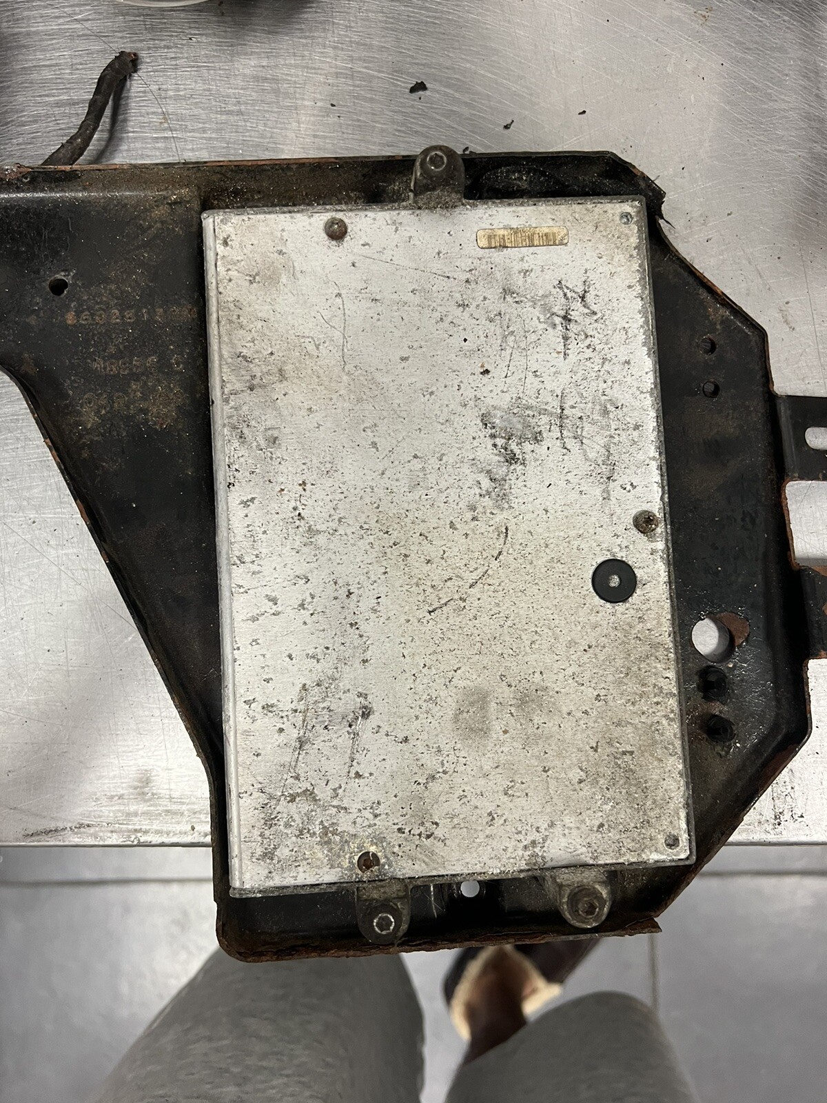 9701 Jeep Cherokee Sport XJ PCM ECM ECU PCU Computer P56041 833AE OEM