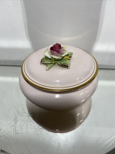 VTG Porcelain Decorated In Covered Dish Dresser Trinket Box Floral - Picture 5 of 18