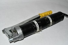 Umeta Hand Lever Grease 70/PK 15'' OAL 