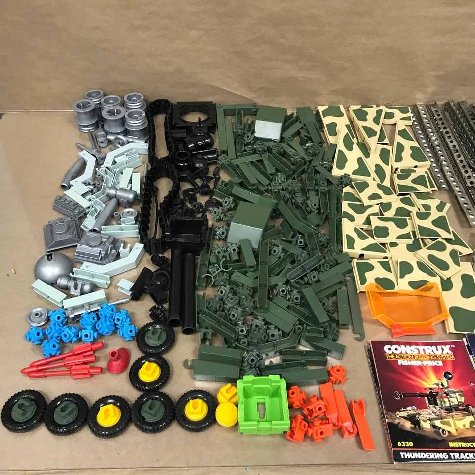 8.5Lb Mixed Lot Construx And Erector Set Parts Pieces Booklets & More - Image 2 of 4