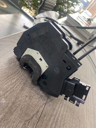 OE Left Sliding Door Lock Mechanism Vauxhall Vivaro B Trafic 825037886r - Picture 2 of 5