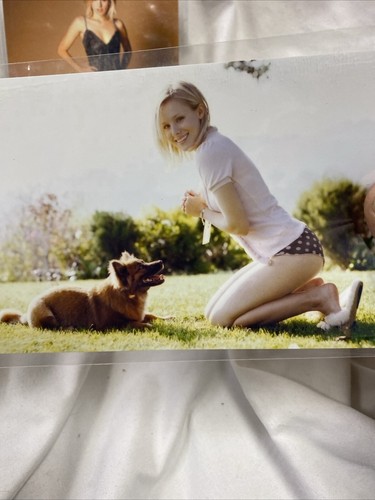 (7) Candid Young KRISTEN BELL, BEAUTIFUL COLOR GLOSSY,4X6 PHOTOS - Picture 7 of 8