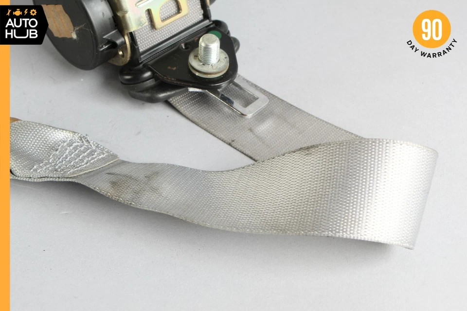 Cinto de segurança traseiro esquerdo ou direito cinza 98-03 Mercedes W208 CLK320 CLK55 FABRICANTE DE EQUIPAMENTO ORIGINAL - Imagem 3 de 4