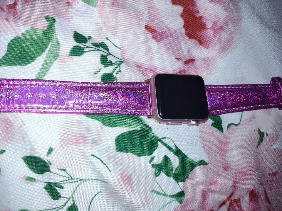 apple watch serie dos oro rosa con correa de reloj holográfica rosa *funciona* Foto 3 de 4