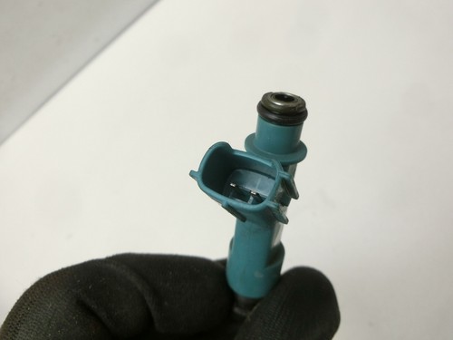 Injector Injector Nozzle Nozzle Cyl.2 for Suzuki Kizashi 09-16 - Picture 5 of 10