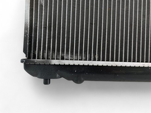 2001-2005 LEXUS IS300 ENGINE RADIATOR COOLING ASSEMBLY 221-3120 DENSO 376 #A84 - Picture 8 of 13