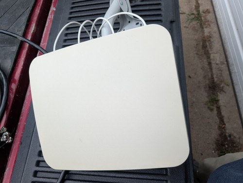 Zestaw anten panelowych Waveform MIMO 4x4 – 5G LTE, kable 30 stóp