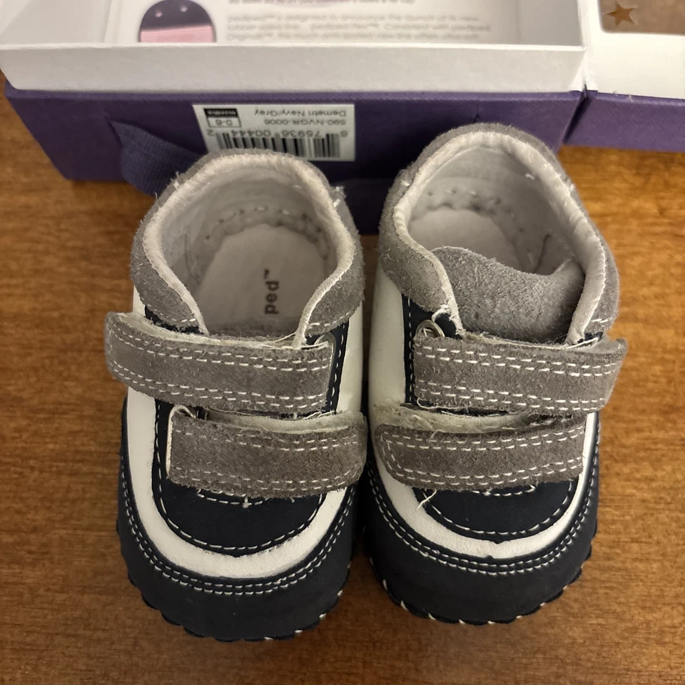 Zapatos Pediped Bebé Niño Suela Suave Talla 0-6 Meses Gris y Azul Marino Layette Foto 3 de 4