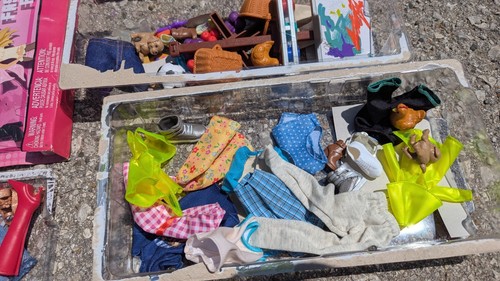 Large Lot Of Mattel Barbie Clothes Kits Dolls Some New Some Used Estate Mixed - Picture 13 of 17