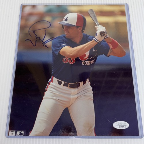 Larry Walker VINTAGE SIGNED MONTREAL  EXPOS 8 X 10 Photo HOF 2020 - JSA COA A - Picture 1 of 3