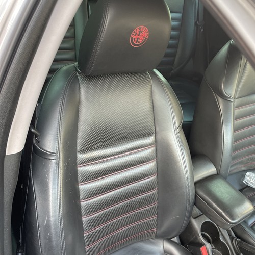 Alfa Romeo Giulietta 1.4 Set Interior Leather Black Seat heated front L / R rear - Picture 4 of 11