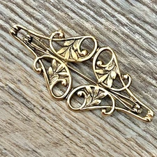 Two Hearts Floral Filigree Brooch Pin Antiqued Gold Tone