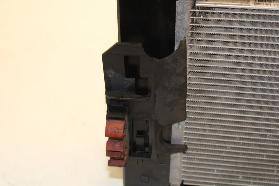 Conjunto de ventilador de radiador de refrigeración del motor 10-15 BMW 750Li xDrive 4,4 L 17428509743 *ReaD* Foto 4 de 4