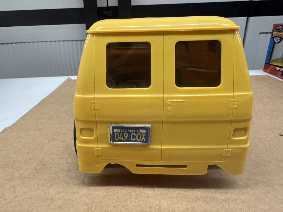Vintage 1976 Cox Action Van .049 Gas Custom Van gelb Teile oder Reparatur Regal AA2