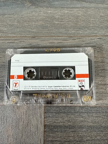 Alag Alag, Tera Karam Mera Dharam Bollywood Rare Hindi Cassette Vintage Retro - Imagen 4 de 7