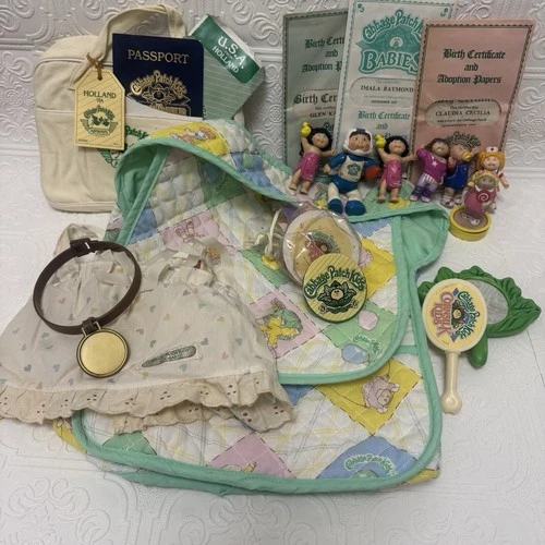 Vintage Cabbage Patch Large Lot Mini Figures Accessories Brush Mirror Button