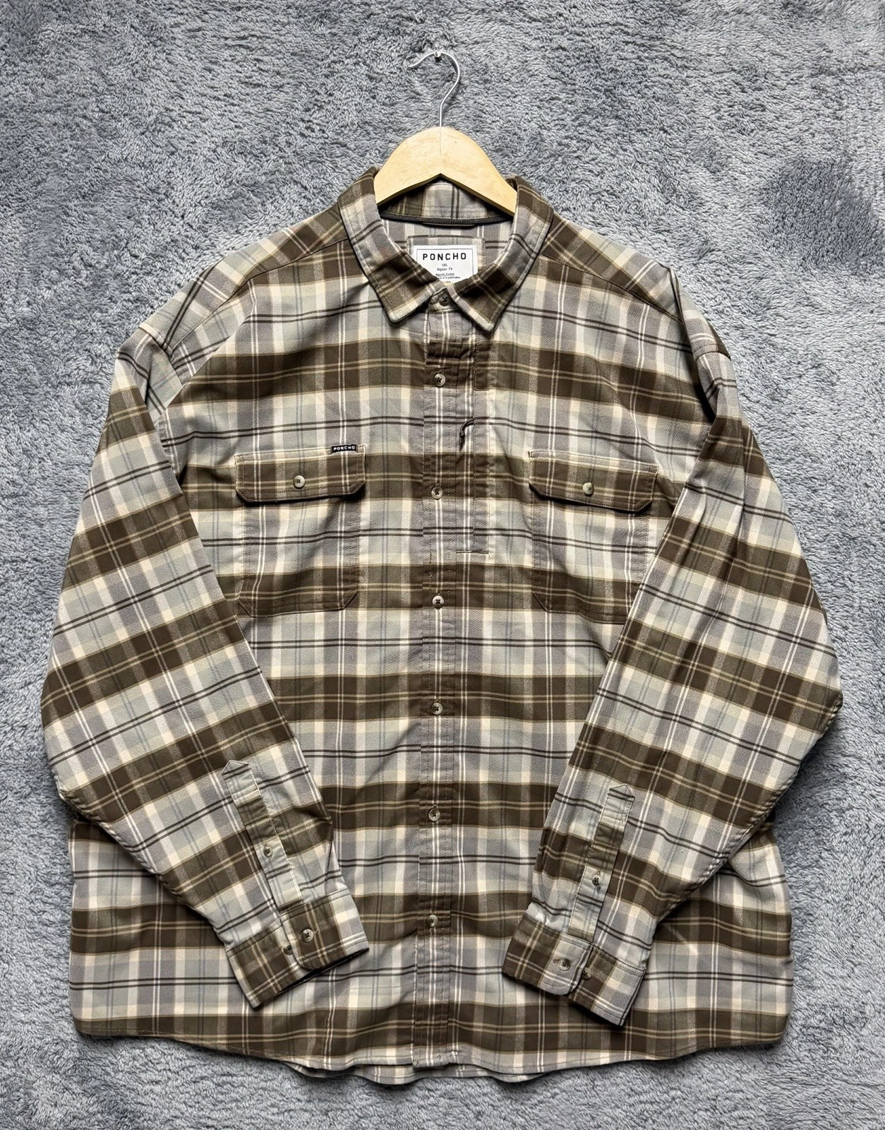 Poncho Shirt Mens 3XL Brown Plaid Performance Flannel Magnetic Pockets Stretch